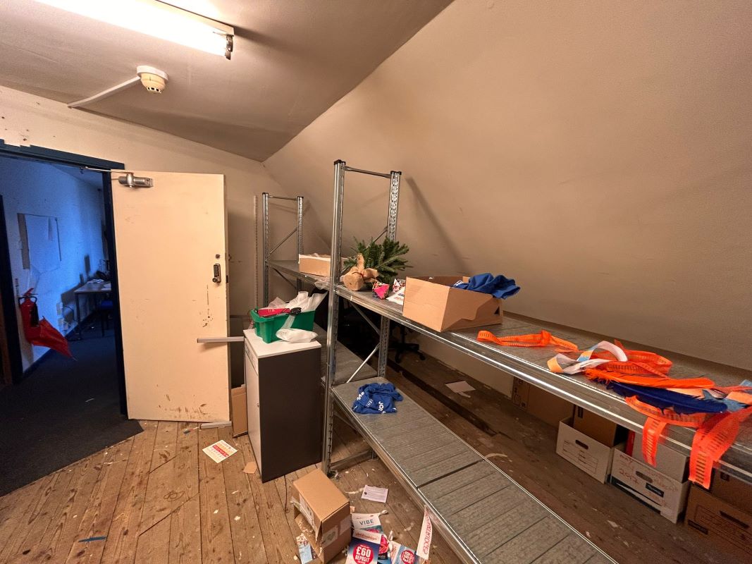 47-49 Bridge Place, Worksop, Nottinghamshire, S80 1DT