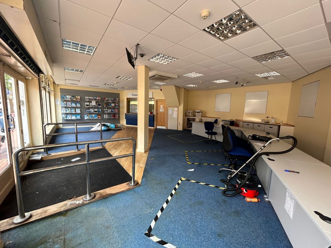 47-49 Bridge Place, Worksop, Nottinghamshire, S80 1DT