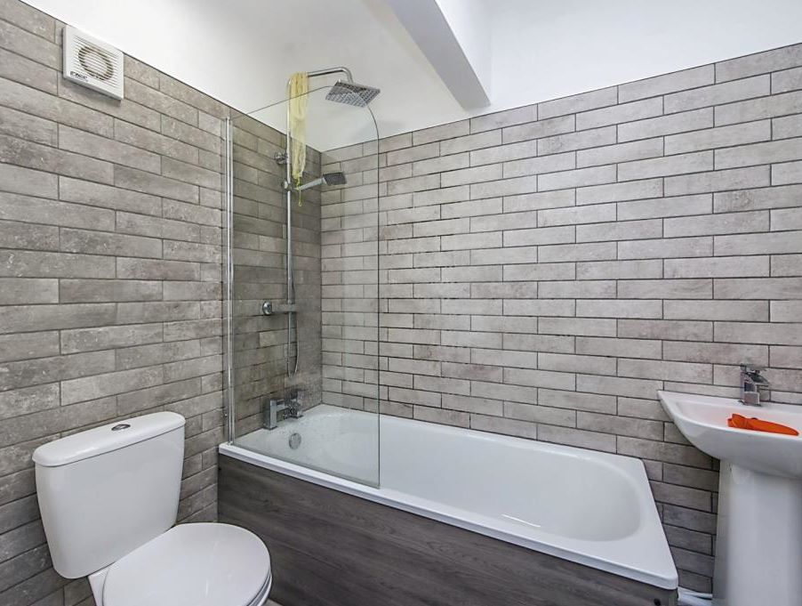 92 Leybourne Drive, Nottingham, NG5 5GP