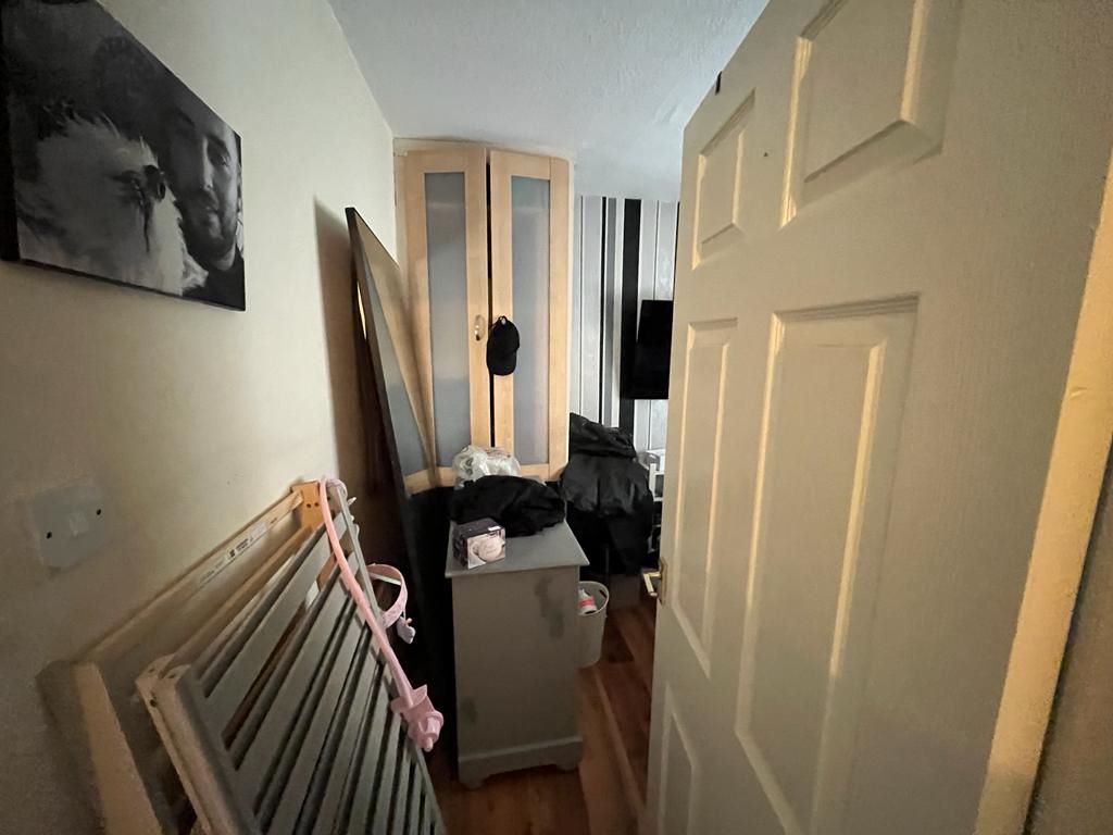21 Padstow Road, Nottingham, NG5 5GH