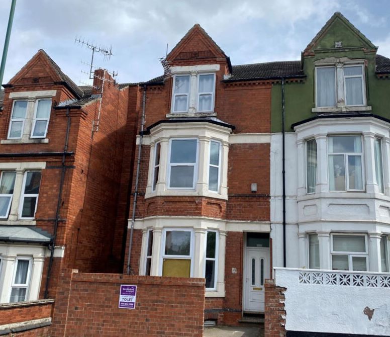 30 Nottingham Road, Nottingham, NG7 7AE