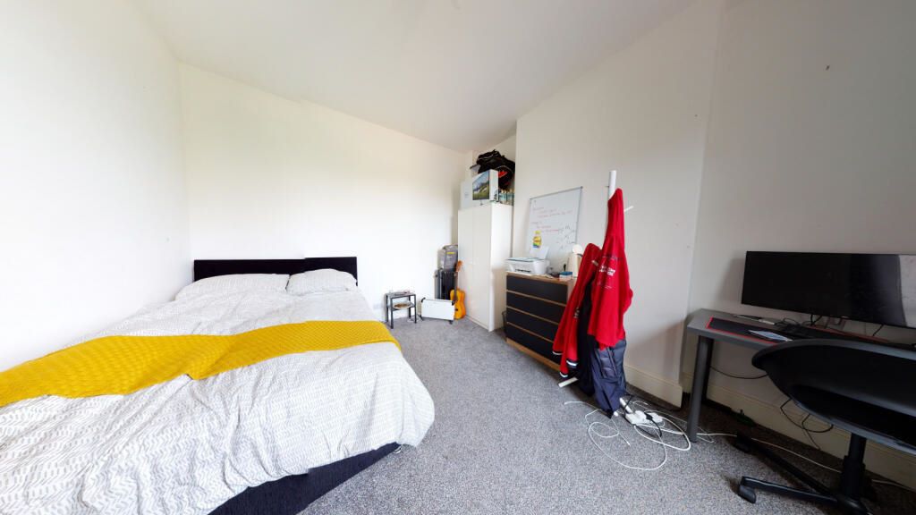 30 Nottingham Road, Nottingham, NG7 7AE
