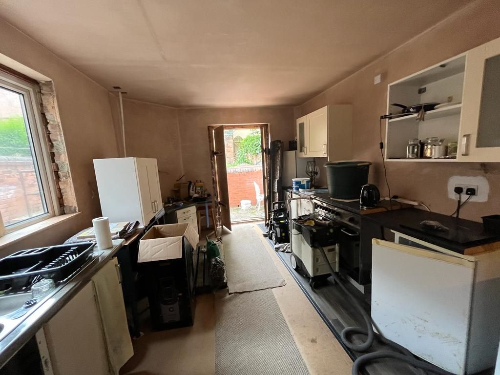 4 Wellington Villas, Nottingham, NG7 1NP