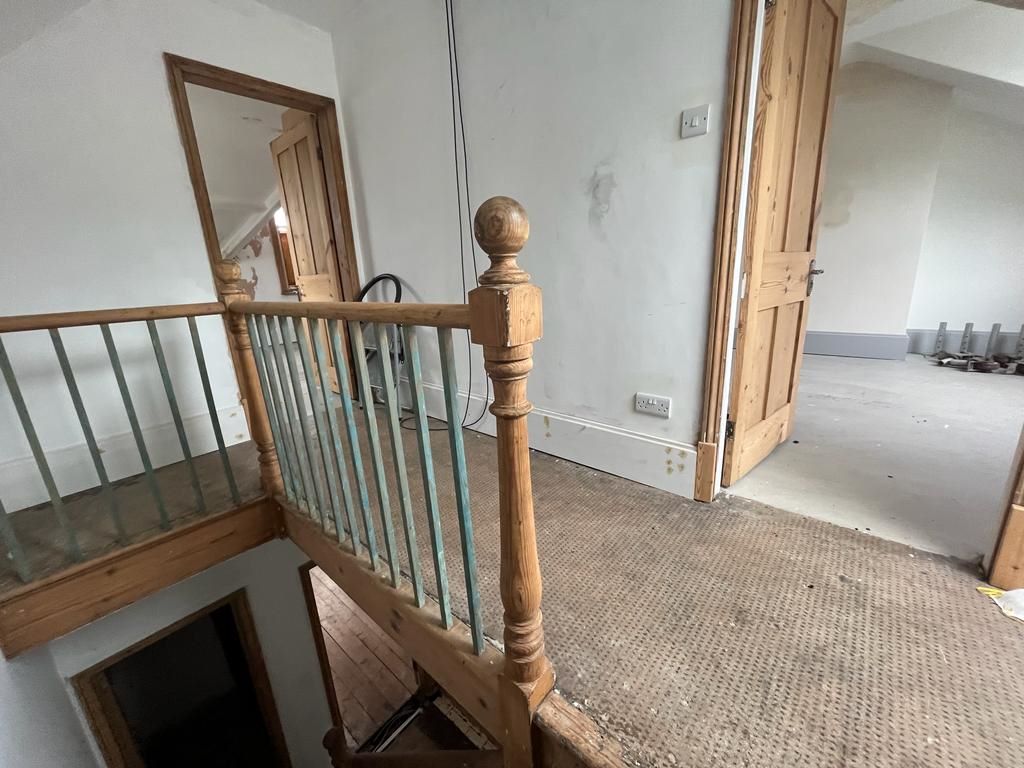 4 Wellington Villas, Nottingham, NG7 1NP