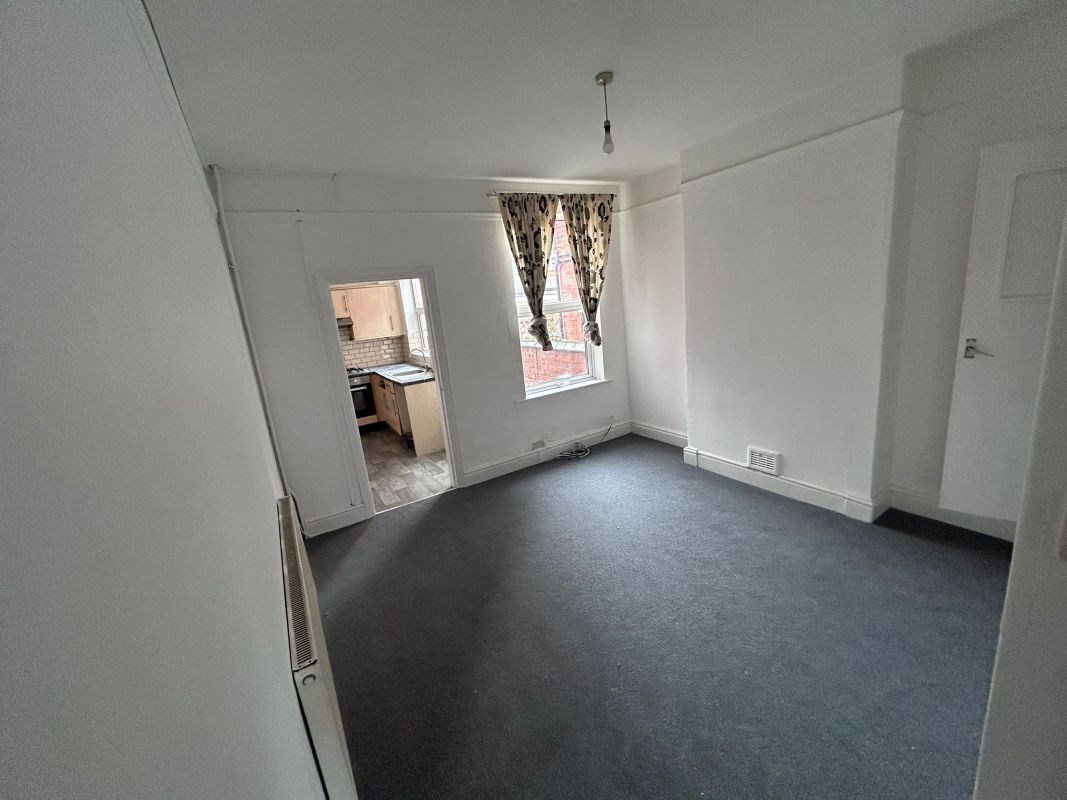 84 Stanley Road, Forest Fields, Nottingham, NG7 6HP