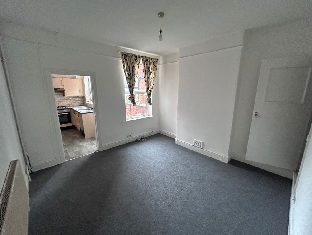 84 Stanley Road, Forest Fields, Nottingham, NG7 6HP