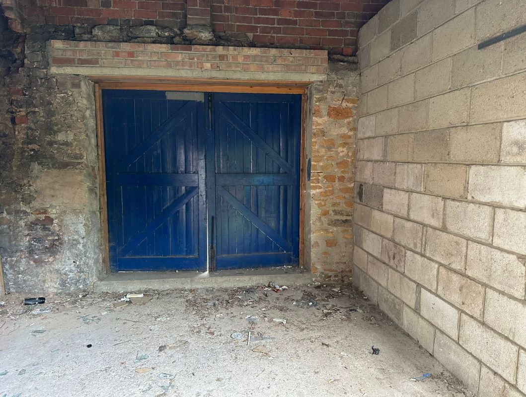 1 Station Road, Hucknall, Nottingham, NG15 7UD