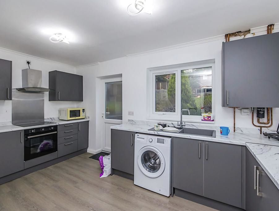 92 Leybourne Drive, Nottingham, NG5 5GP