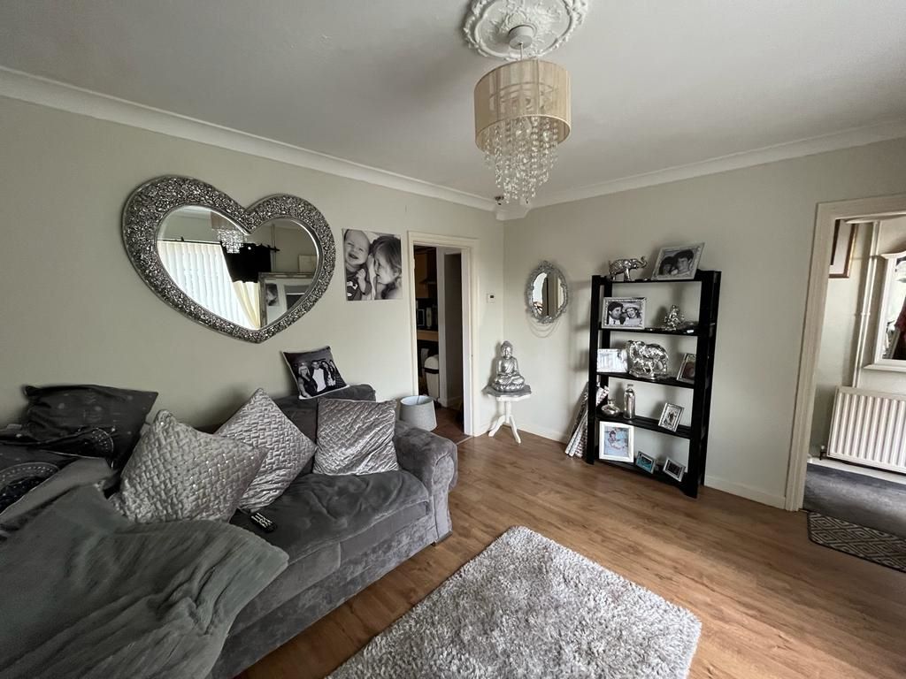 21 Padstow Road, Nottingham, NG5 5GH