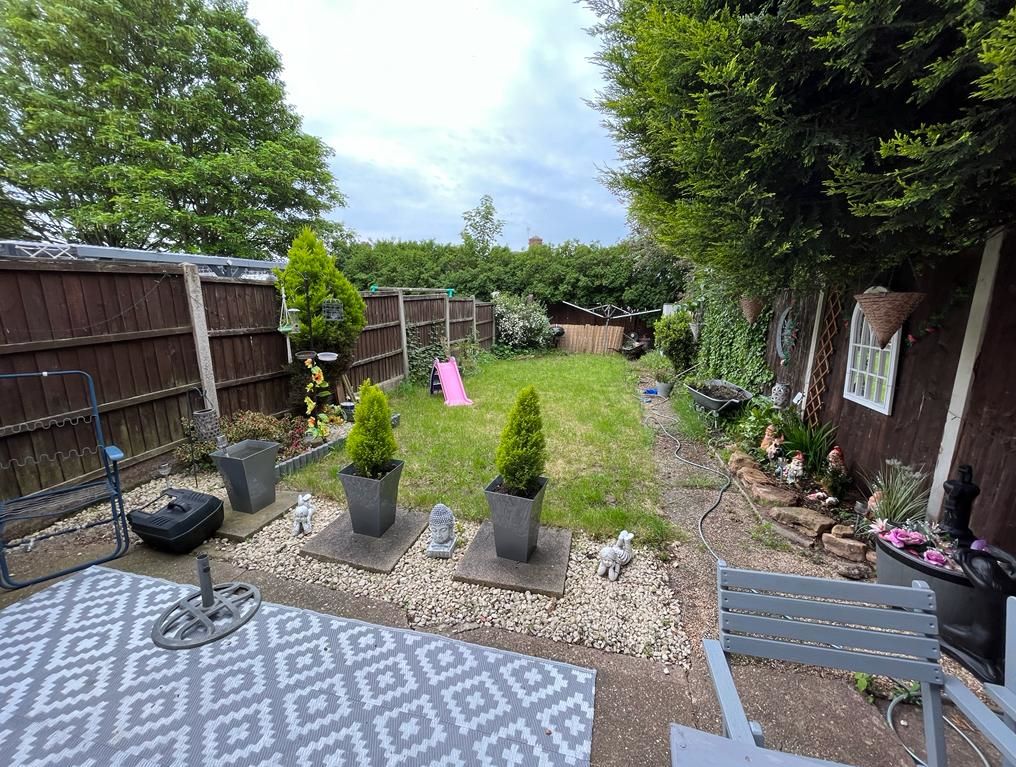 21 Padstow Road, Nottingham, NG5 5GH