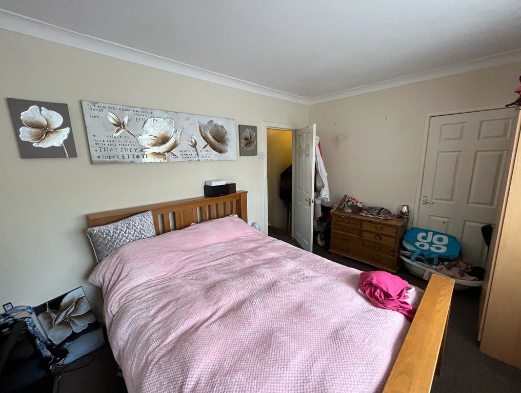 21 Padstow Road, Nottingham, NG5 5GH