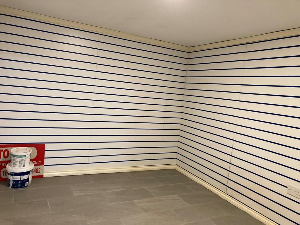 4 x Shops, Kent Street & Freeman Street, Grimsby, DN32 7DH