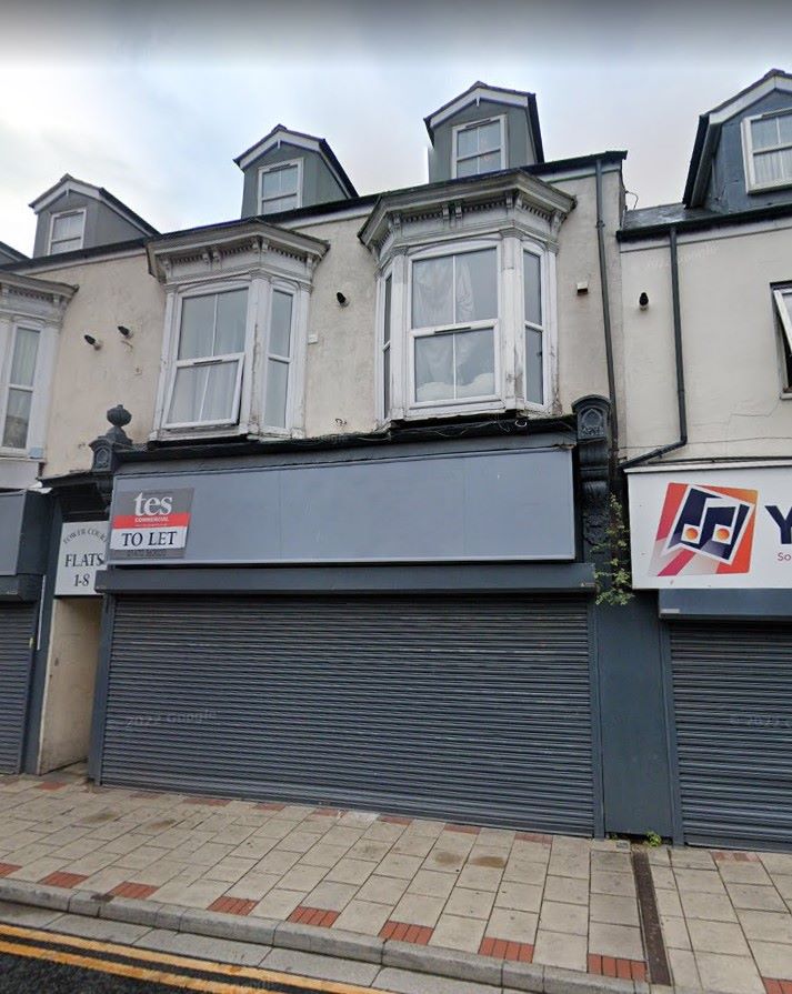 4 x Shops, Kent Street & Freeman Street, Grimsby, DN32 7DH