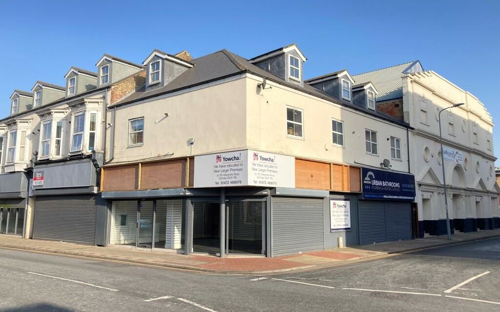 4 x Shops, Kent Street & Freeman Street, Grimsby, DN32 7DH