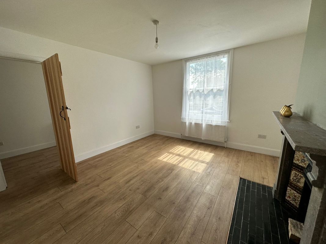 473 Woodborough Road, Nottingham, NG3 5FR