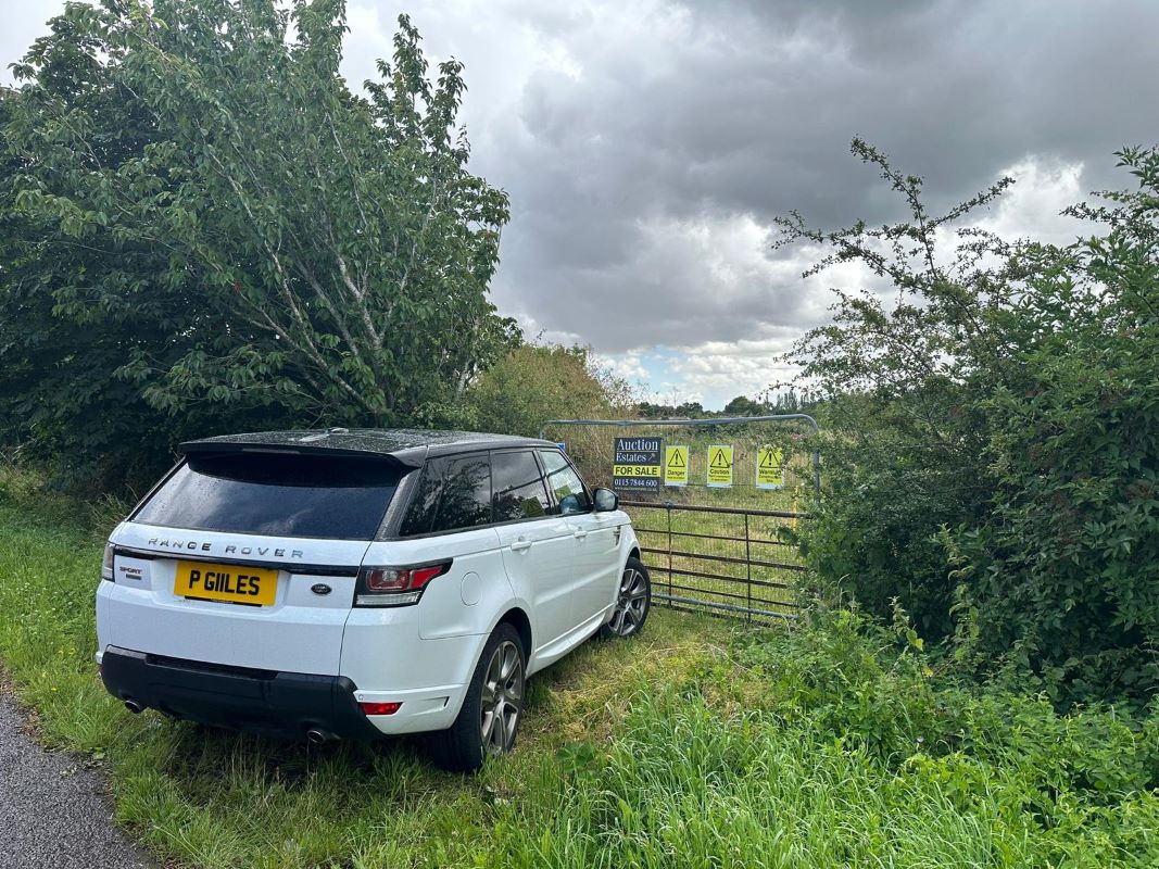 0.95 Acres of Development Land off Old Grantham Road, Whatton, Nottinghamshire, NG13 9FX