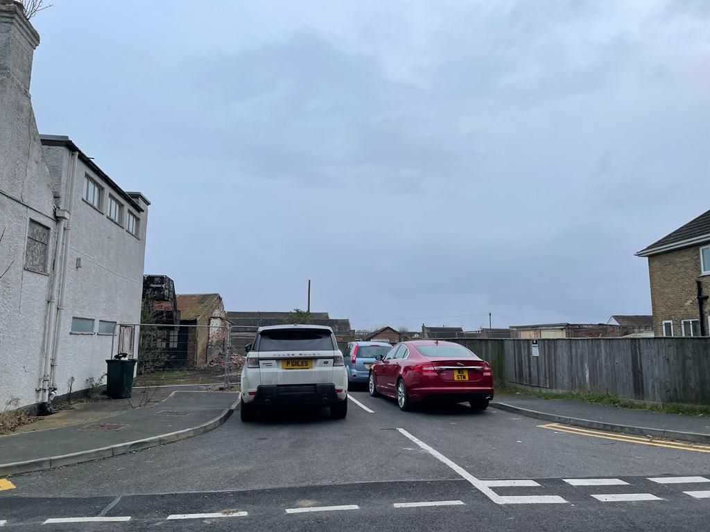 Former The Three Tuns Pub, High Street, Ingoldmells, Lincolnshire, PE25 1PW