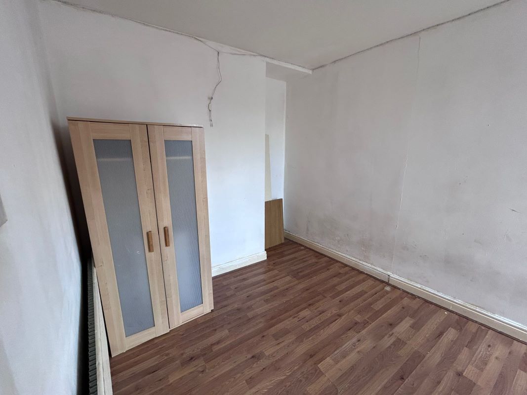 12 High Church Street, Nottingham, NG7 7JP