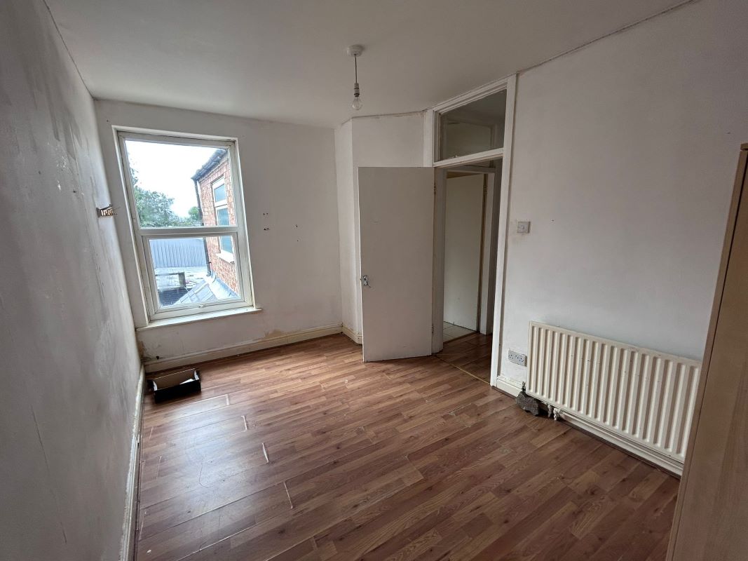 12 High Church Street, Nottingham, NG7 7JP