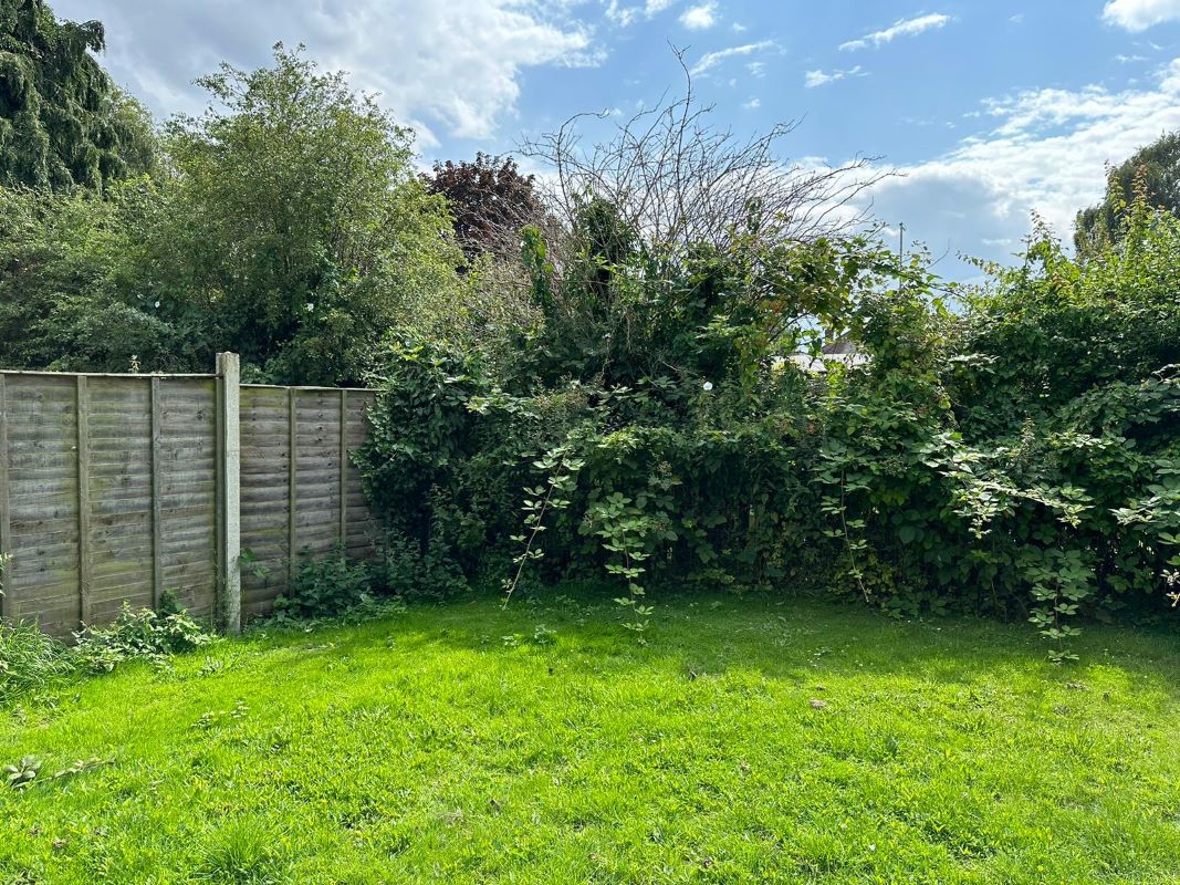 Bungalow off Lincoln Grove, Radcliffe on Trent, Nottingham, NG12 2FR