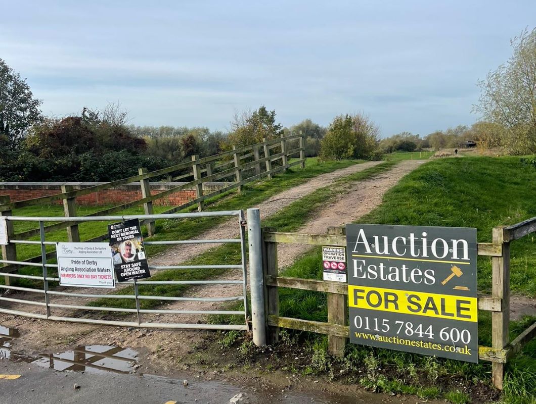 0.75 acres of Land off Tamworth Road, Sawley, Derbyshire, NG10 3AU