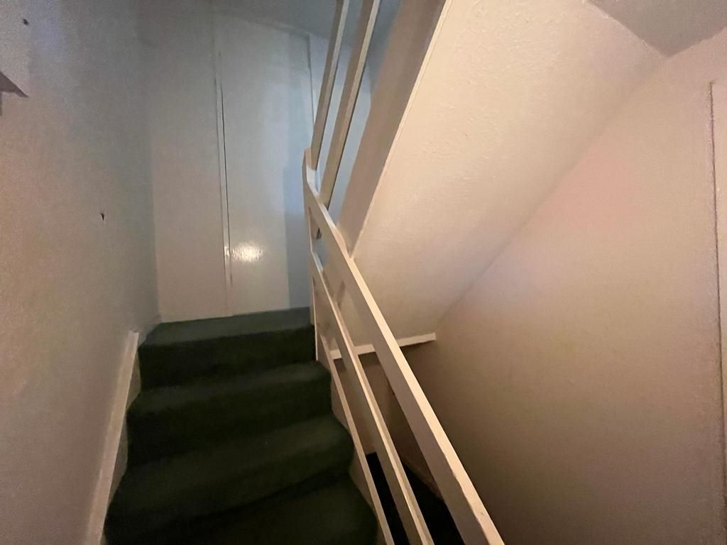 10 Hopedale Close, Nottingham, NG7 3BZ