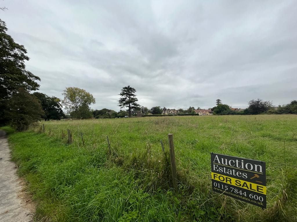 Jim's Paddock, Village Road, Down Ampney, Gloucestershire, GL7 5QW