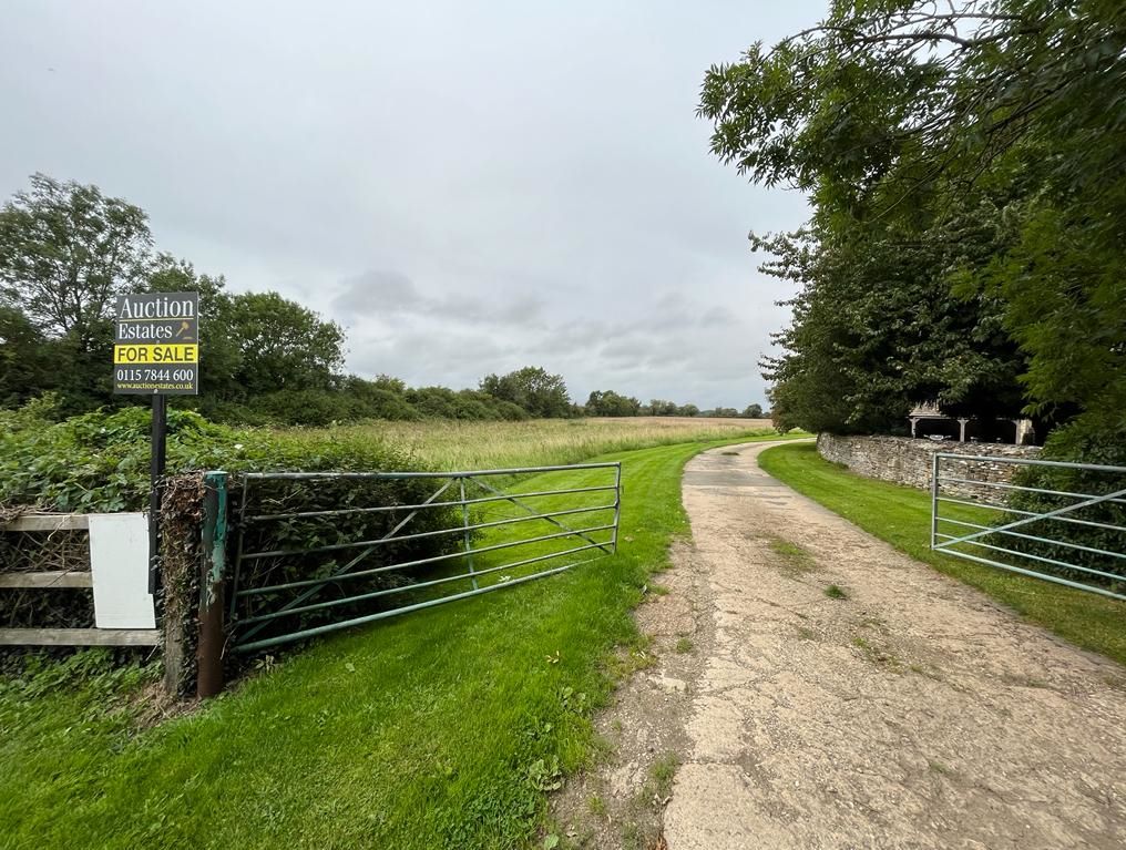 14.38 Acres of Land off, Down Ampney Road, Down Ampney, Gloucestershire, GL7 5QZ