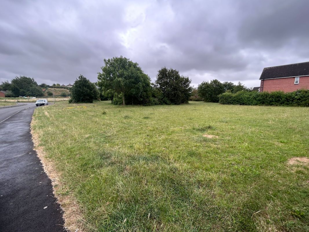 1.43 Acres of Land South of Blackbird Avenue, Worksop, S81 8WB