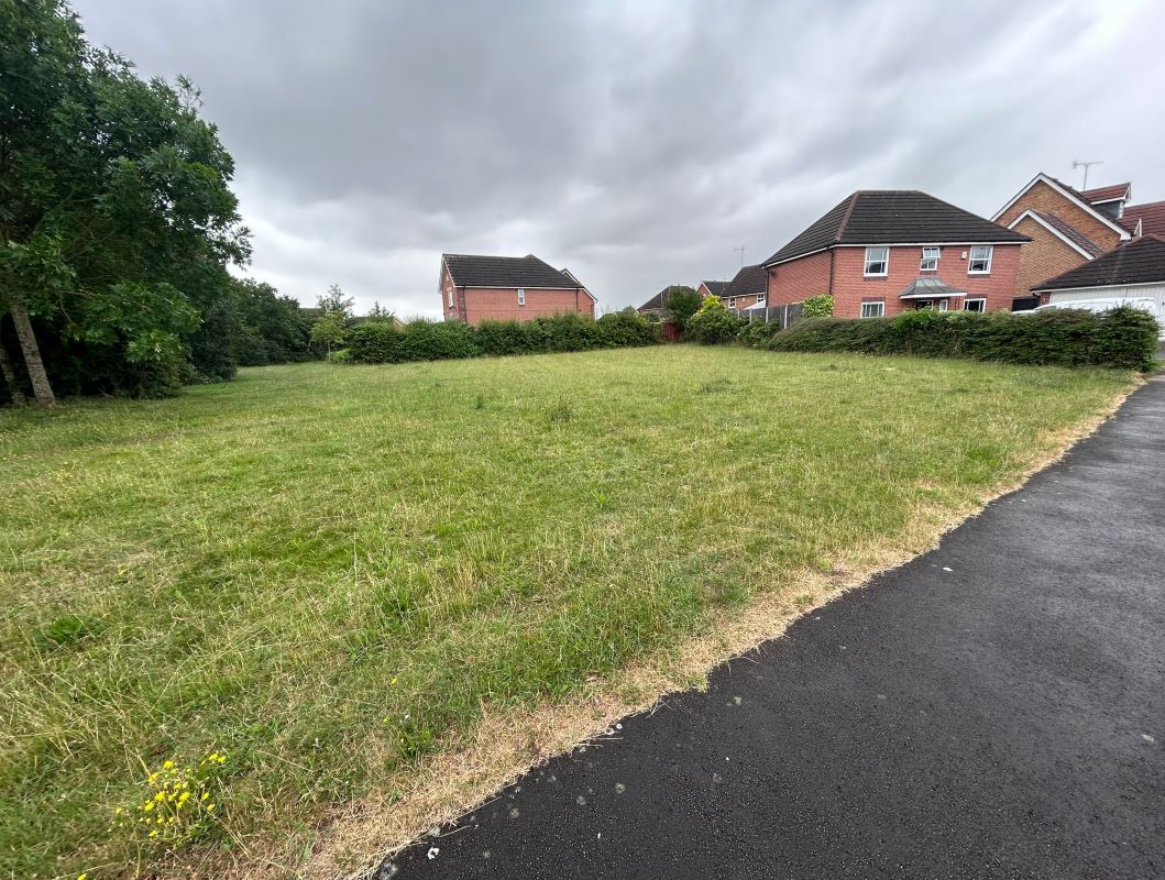 1.43 Acres of Land South of Blackbird Avenue, Worksop, S81 8WB