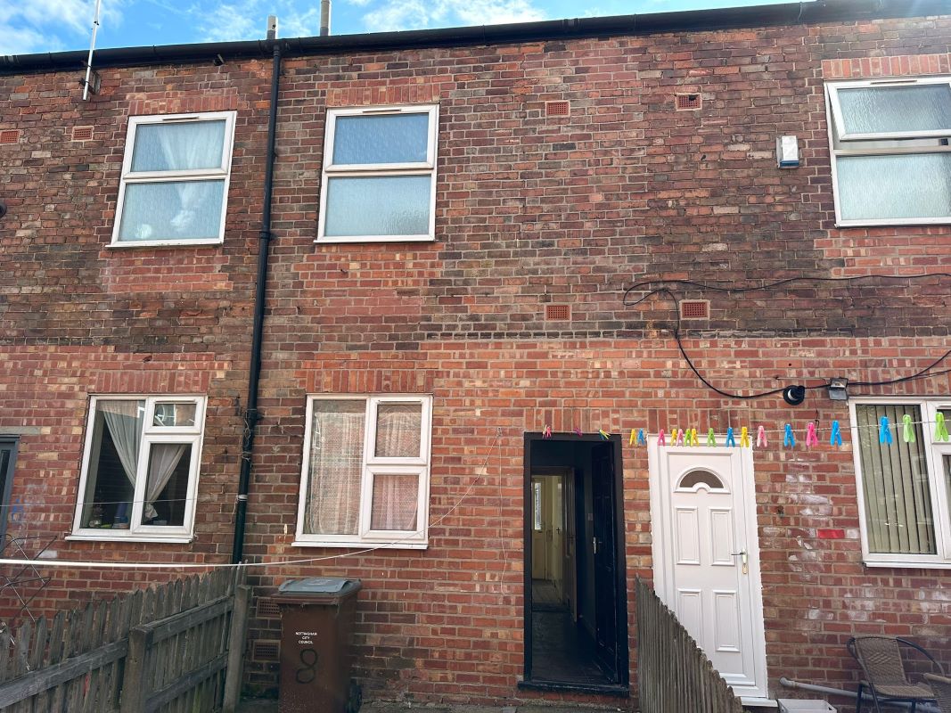 8 Caulton Street, Radford, Nottingham, NG7 5AA