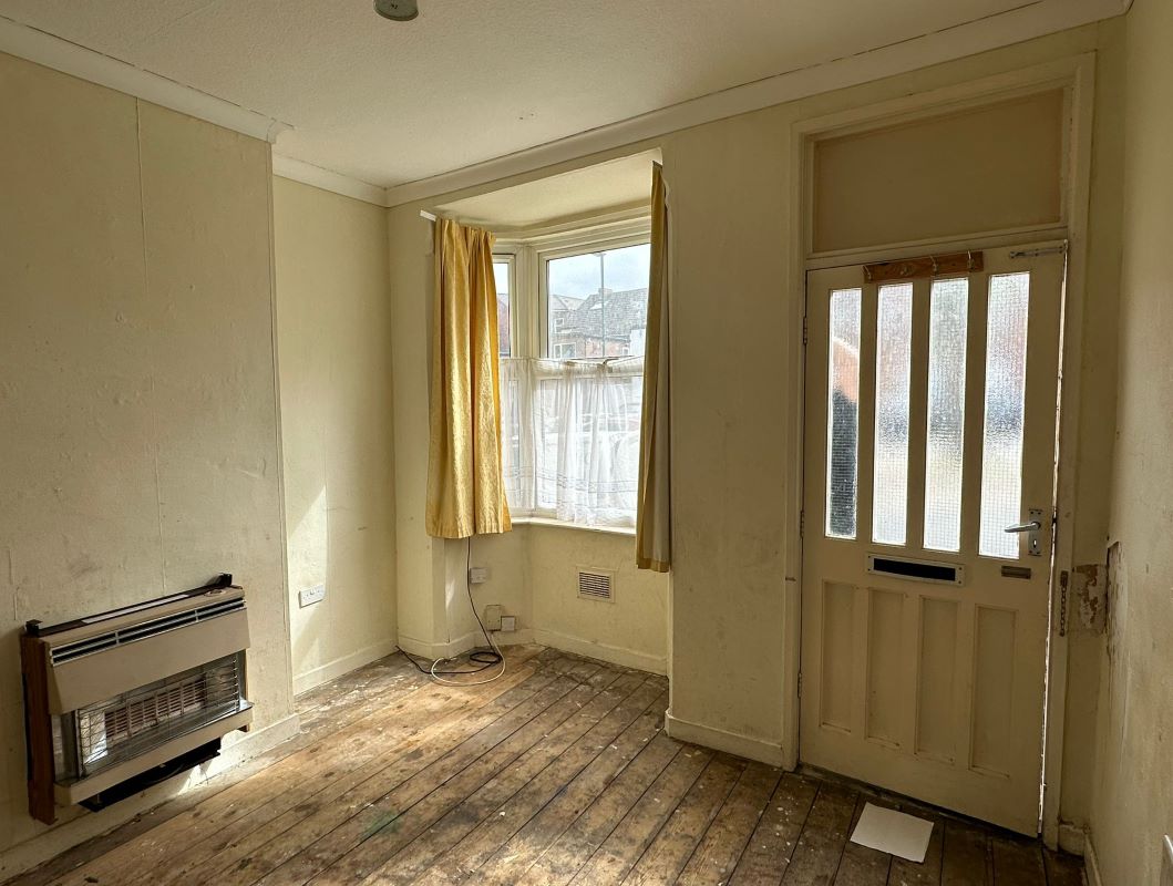 8 Caulton Street, Radford, Nottingham, NG7 5AA