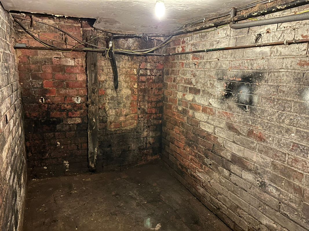 8 Caulton Street, Radford, Nottingham, NG7 5AA