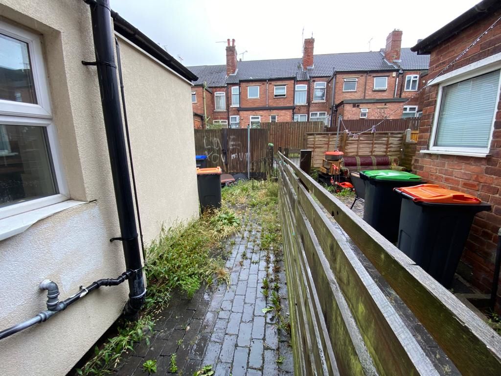 47 Brierley Cottages, Sutton-in-Ashfield, Nottinghamshire, NG17 2AT