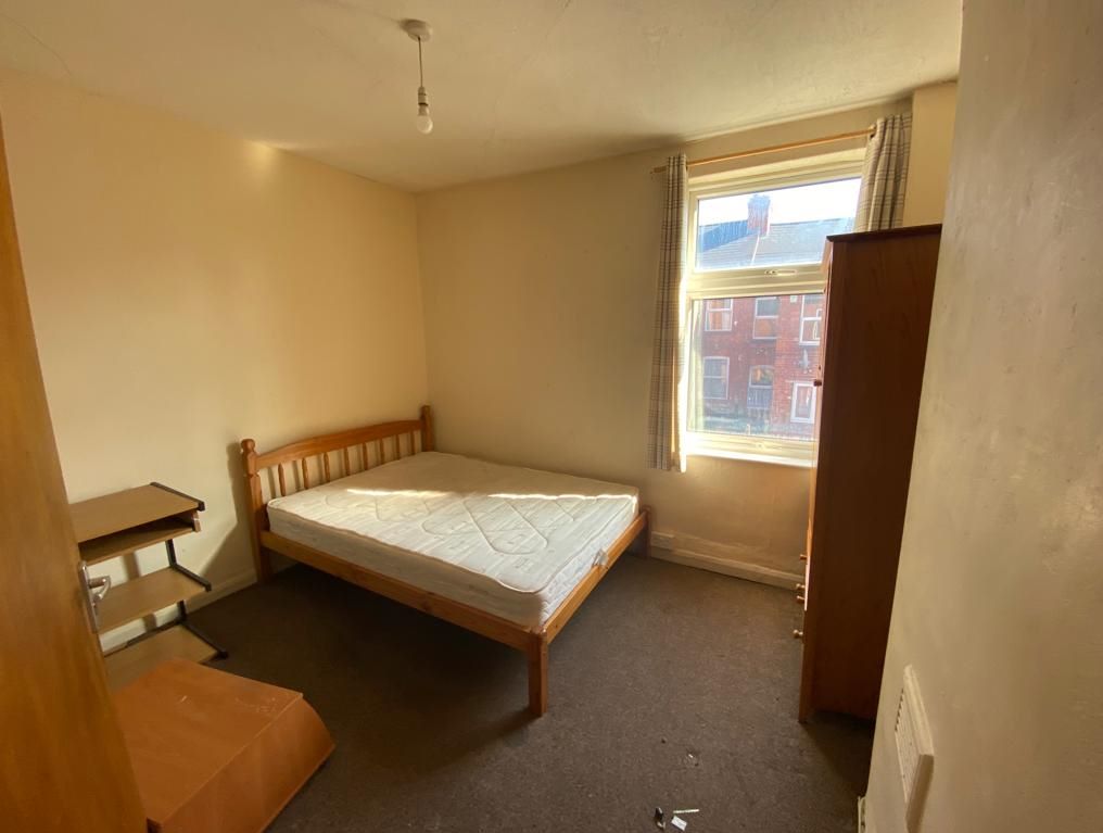 120 Birrell Road, Forest Fields, Nottingham, NG7 6LT