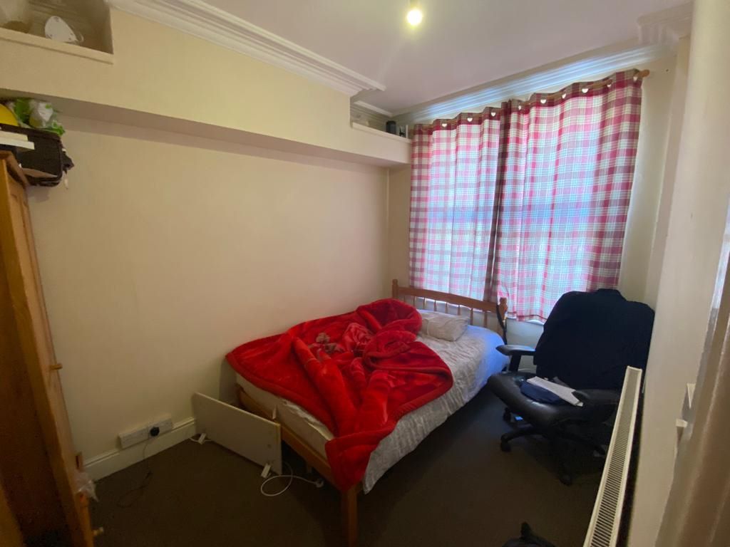 120 Birrell Road, Forest Fields, Nottingham, NG7 6LT
