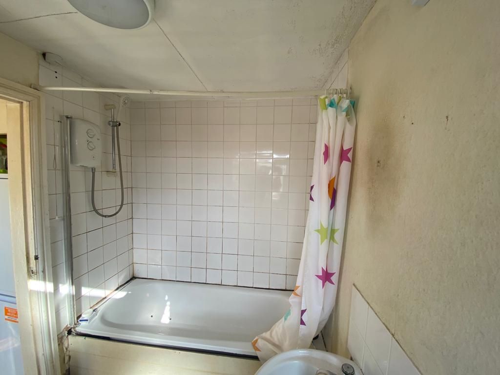 120 Birrell Road, Forest Fields, Nottingham, NG7 6LT
