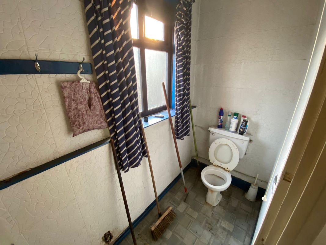 46 & 46b Florence Street, Hucknall, Nottingham, NG15 6EB