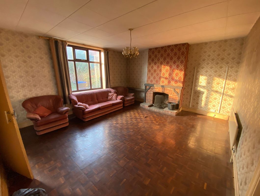 46 & 46b Florence Street, Hucknall, Nottingham, NG15 6EB