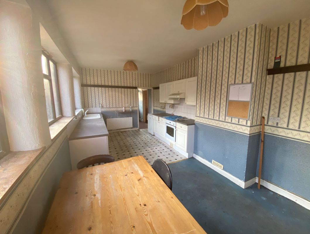 46 & 46b Florence Street, Hucknall, Nottingham, NG15 6EB