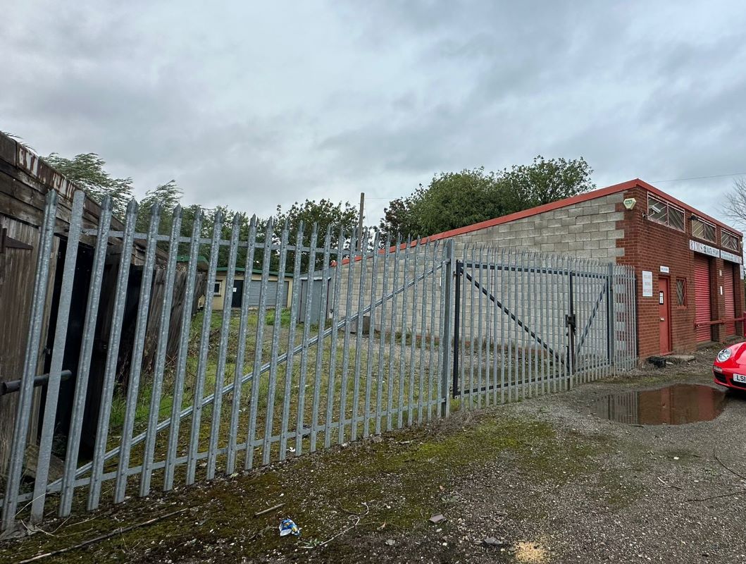 Unit 2, Willow Lane, Grantham, Lincolnshire, NG31 7SW