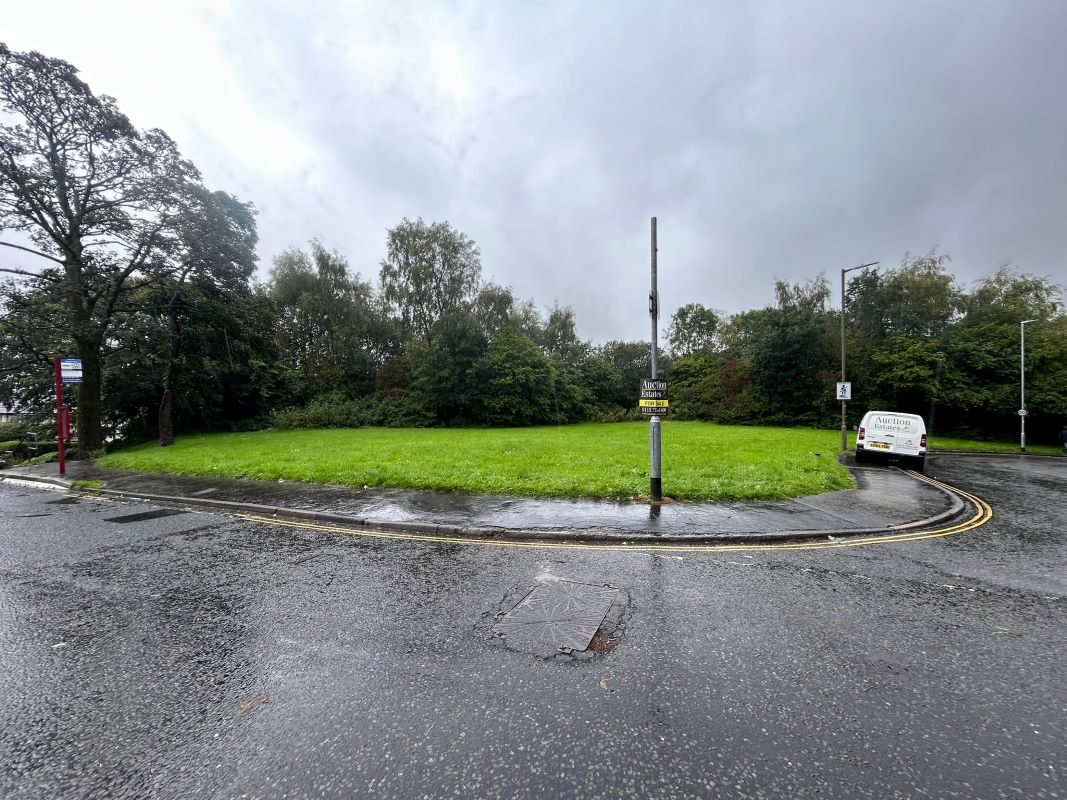 1.23 acres of Land off Mixenden Road, Halifax, HX2 8UB