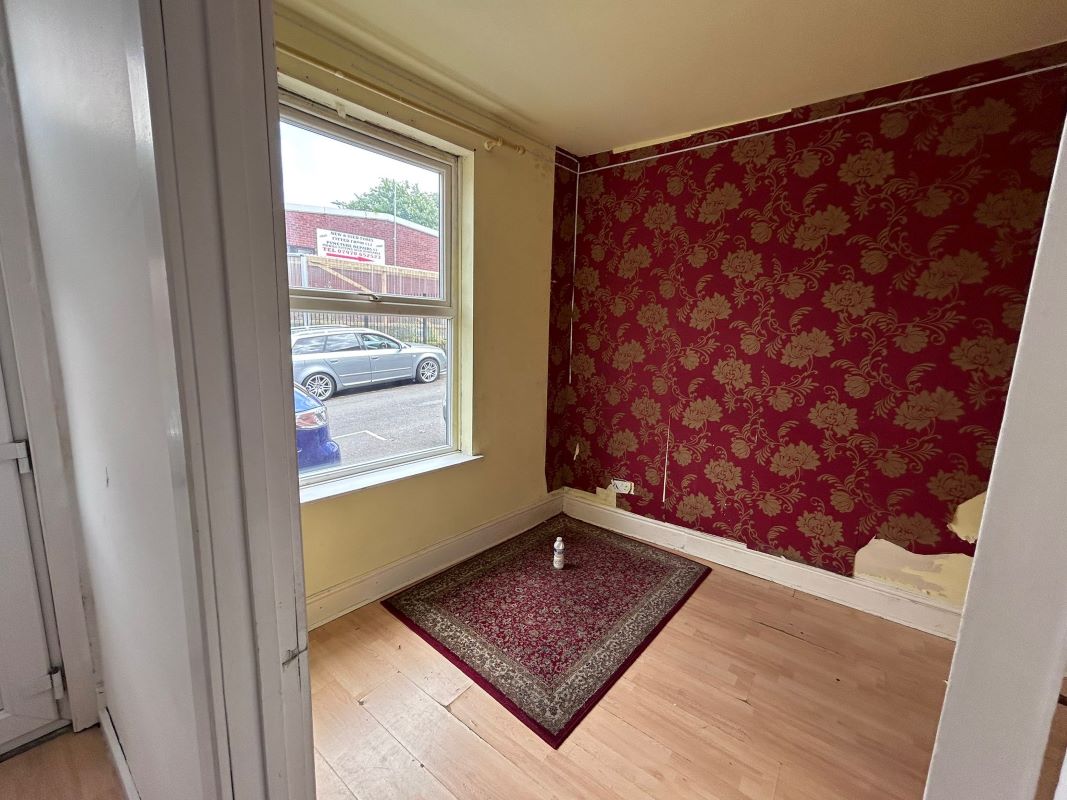 12 High Church Street, Nottingham, NG7 7JP