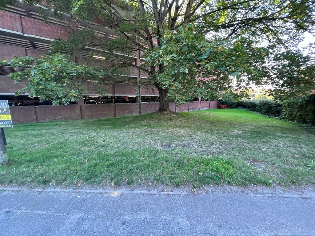 Open Space at Farnborough Road, Farnborough, Hampshire, GU14 7JT