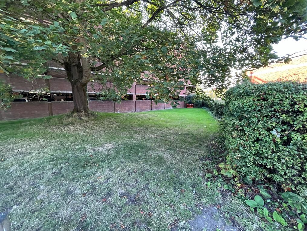 Open Space at Farnborough Road, Farnborough, Hampshire, GU14 7JT