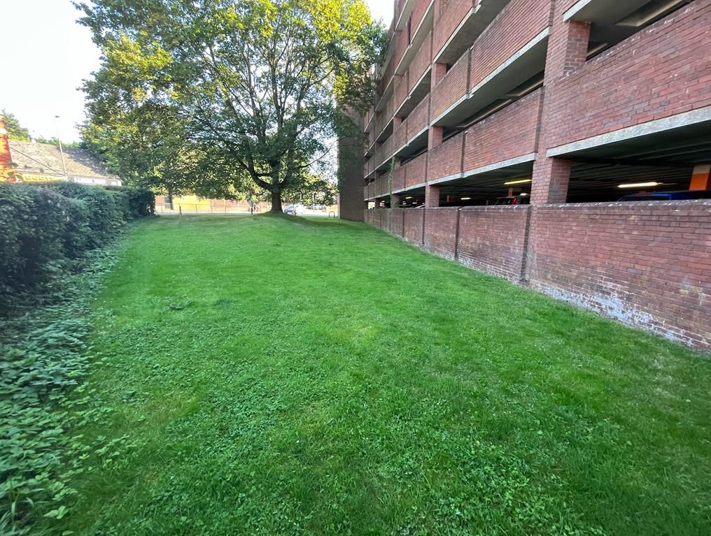 Open Space at Farnborough Road, Farnborough, Hampshire, GU14 7JT