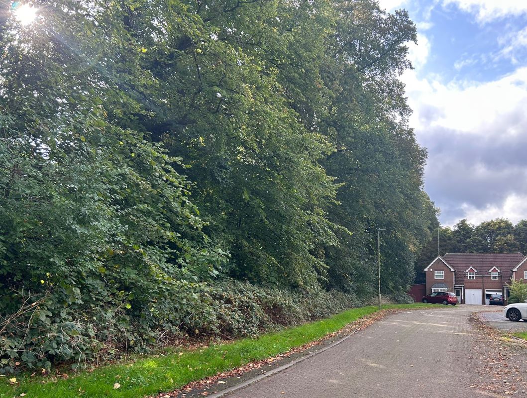 0.61 Acres of Land off Wych Elm Road, Oadby, Leicestershire, LE2 4EF