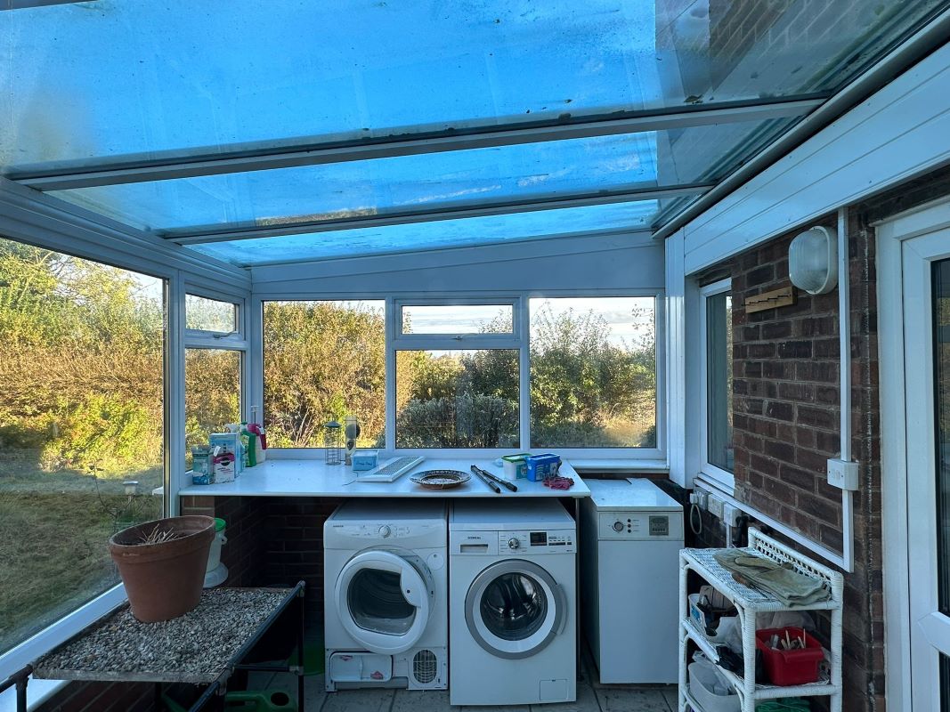 Springfield Lodge, Fiskerton Road, Rolleston, Newark, Nottinghamshire, NG23 5SH