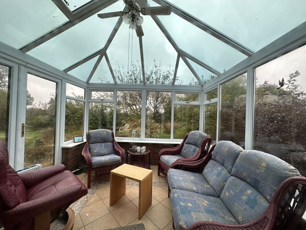 Springfield Lodge, Fiskerton Road, Rolleston, Newark, Nottinghamshire, NG23 5SH