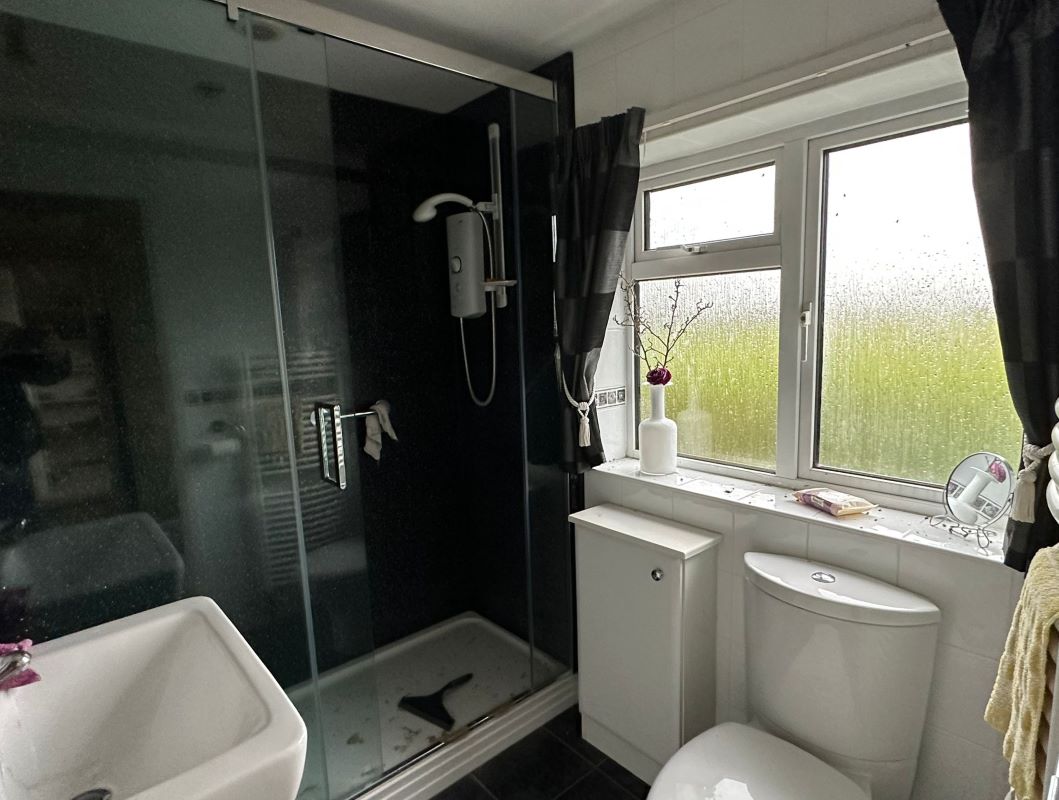Springfield Lodge, Fiskerton Road, Rolleston, Newark, Nottinghamshire, NG23 5SH